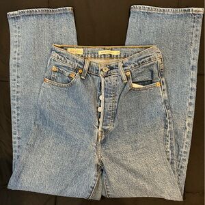 Levi’s Ribcage Straight Jeans